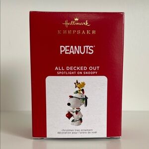 Hallmark Keepsake Peanuts All Decked Out Spotlight on Snoopy #24 ornament 2021